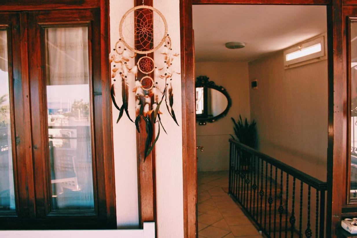 La Luna Hostel Bodrum Exterior foto